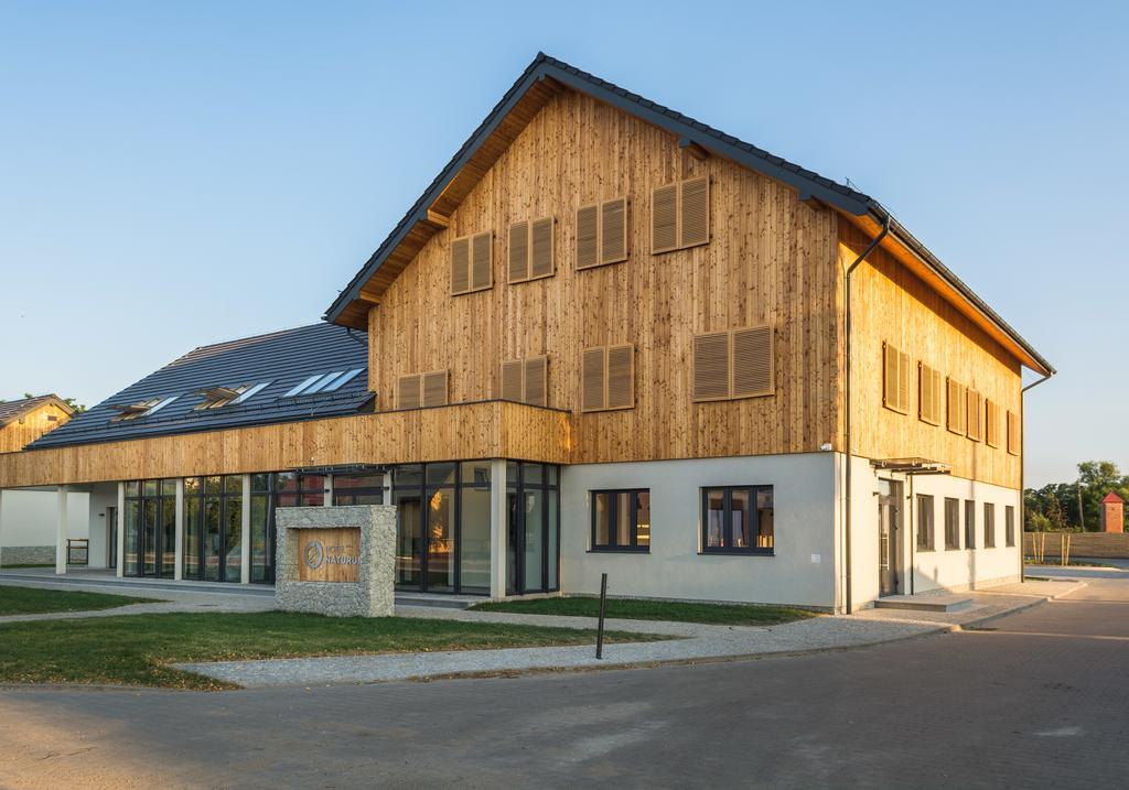 Hotel Naturum Міліч Екстер'єр фото
